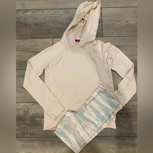 Layer 8 Girls Activewear Size Small 6/7